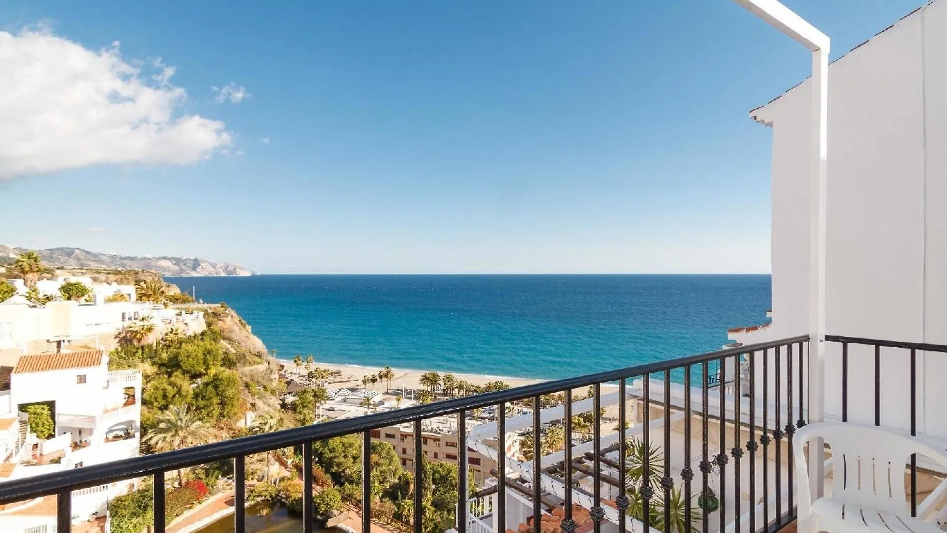 Ferienwohnung Fuer 6 Personen Ca 90 Qm In Nerja, Andalusien Costa Del Sol contacts